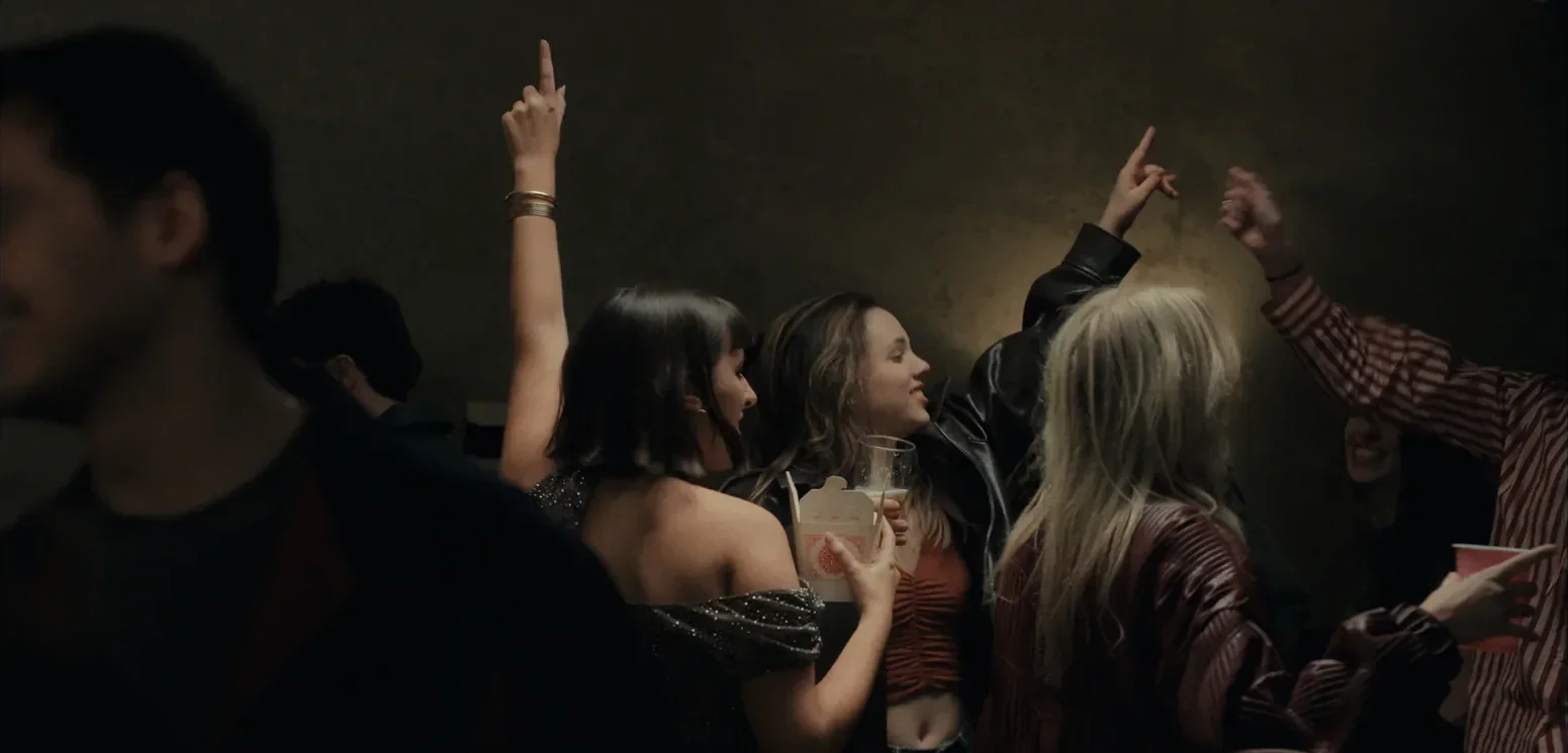 Davina Michelle — Still Champagne — still 8