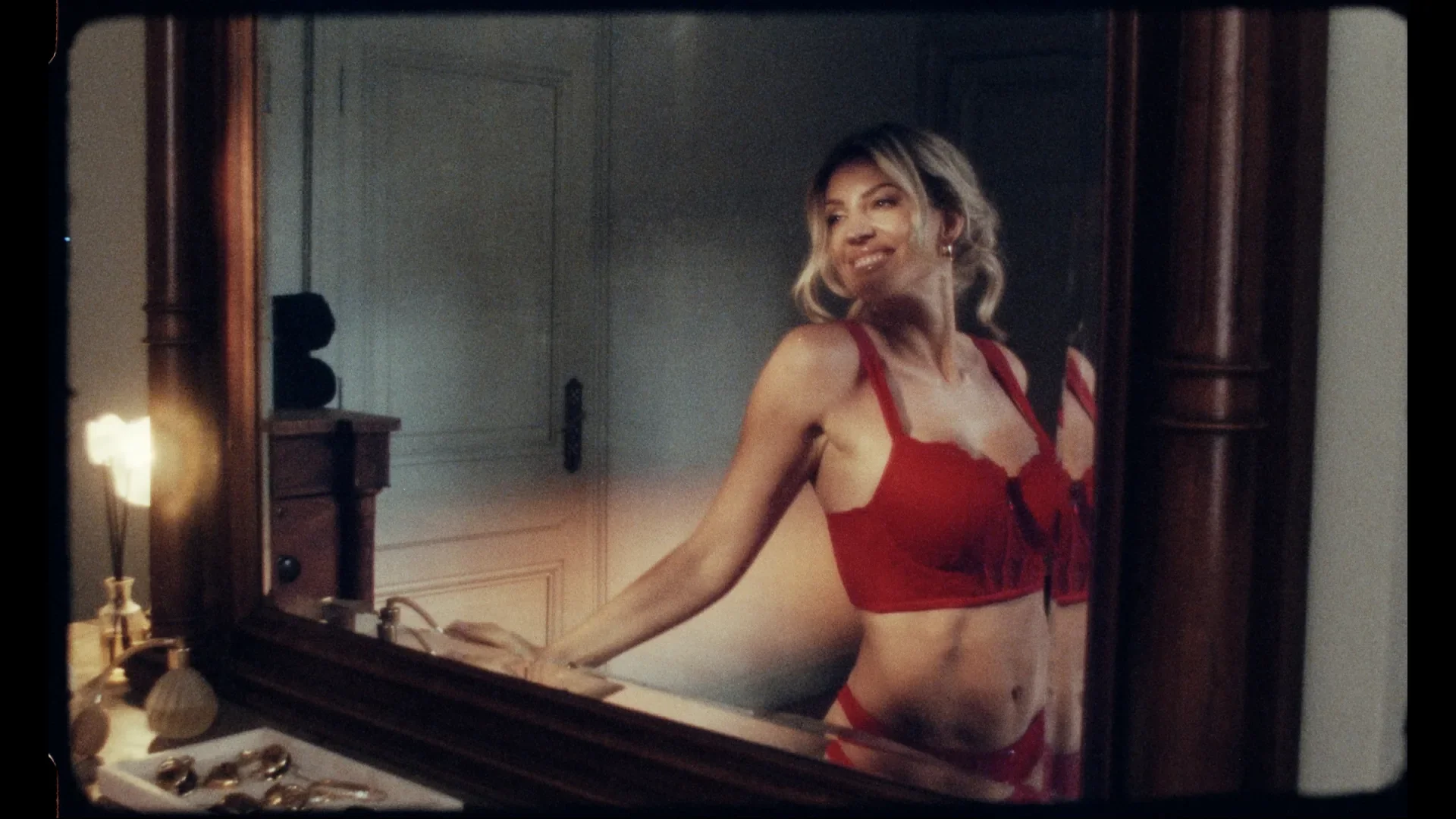 Hunkemöller Kerst 2025 — still 7